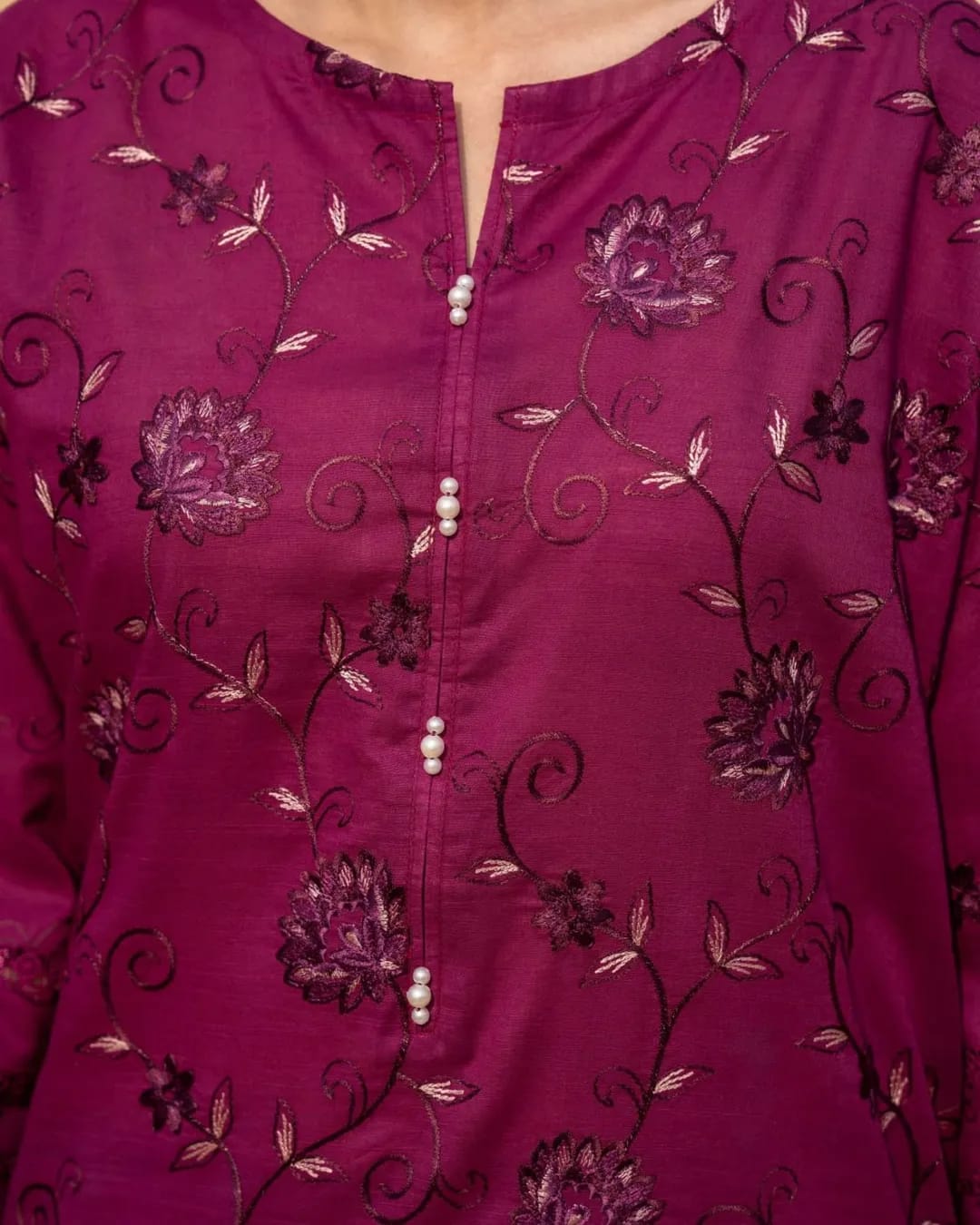 Plum Farshi – Regal Elegance Redefined