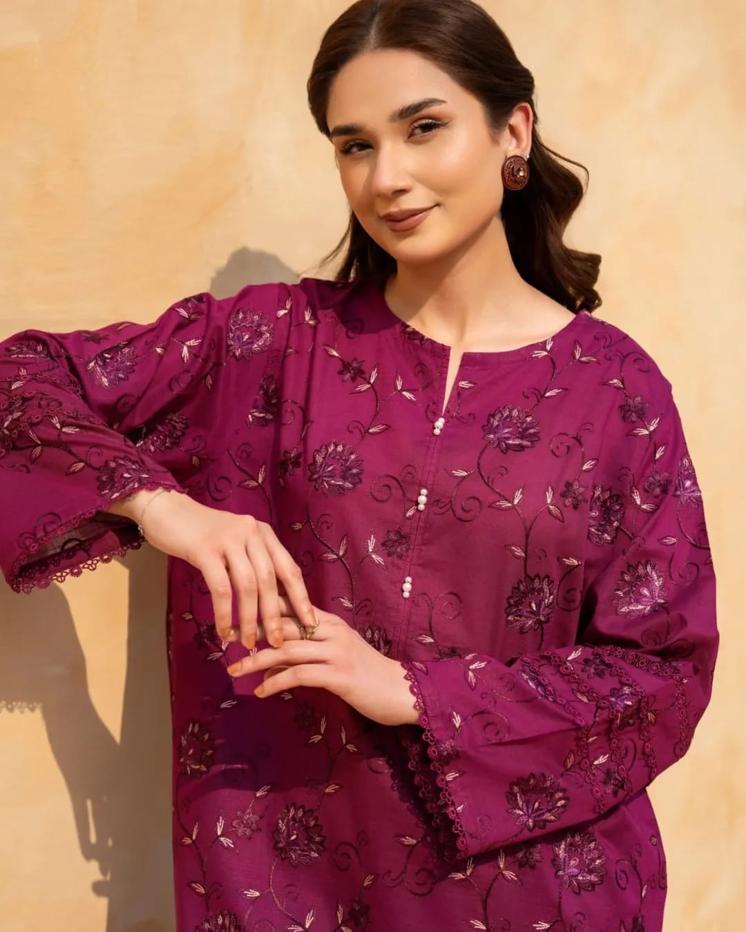 Plum Farshi – Regal Elegance Redefined