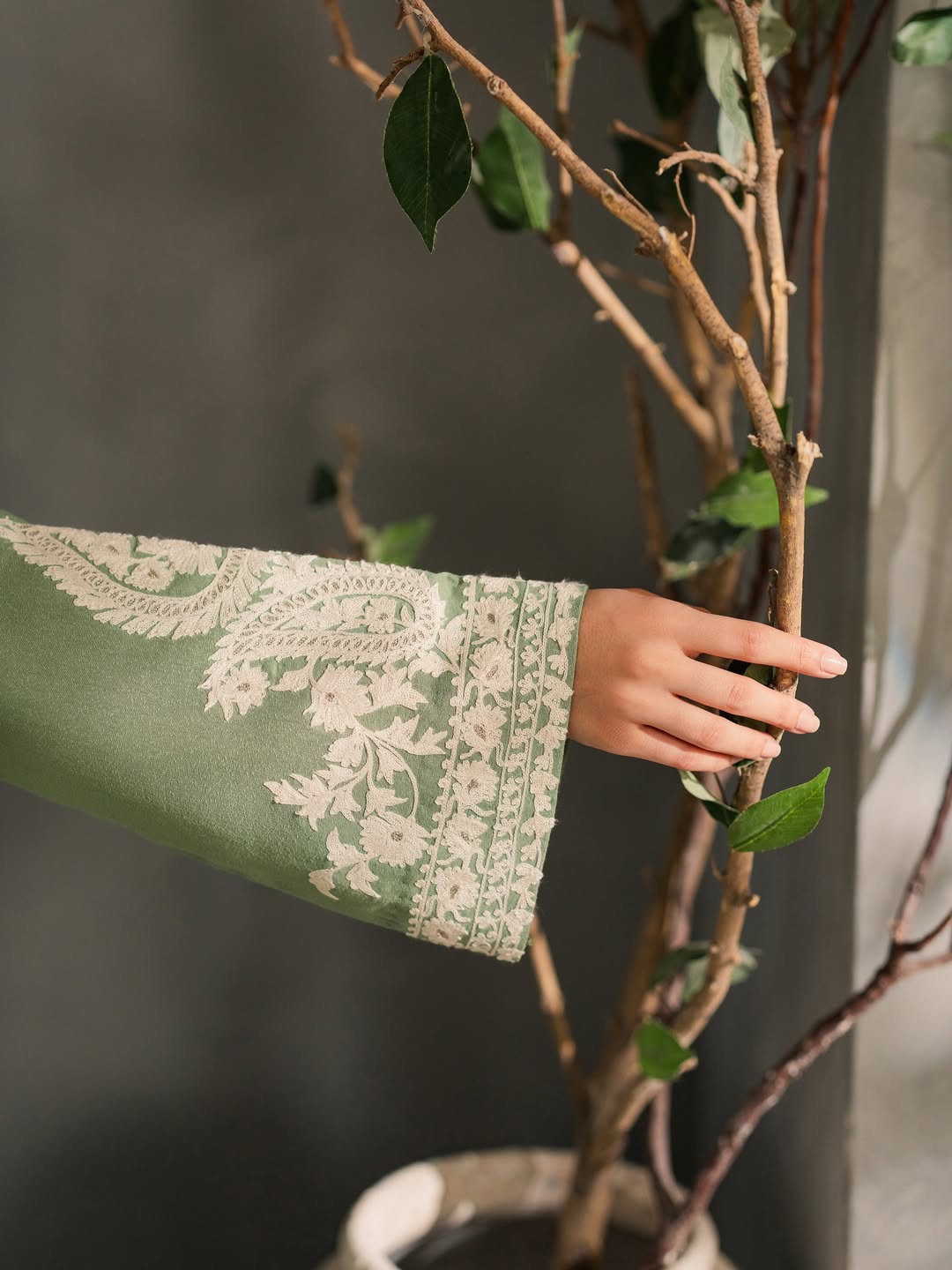 Lawn Embroidered 3Piece Stitched SF - [415 G]