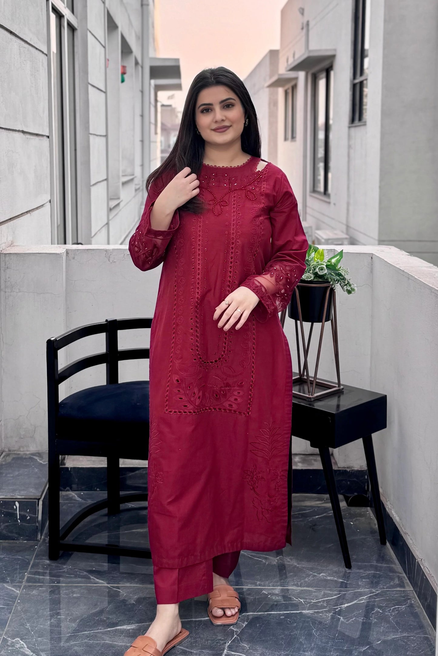 Maroon Chikankari Lawn 2-Piece Set – Timeless Elegance